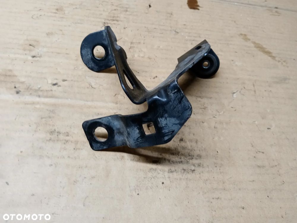 Mocowanie uchwyt pompy wspomagania Opel Vivaro B Trafic III 996947948R - 3