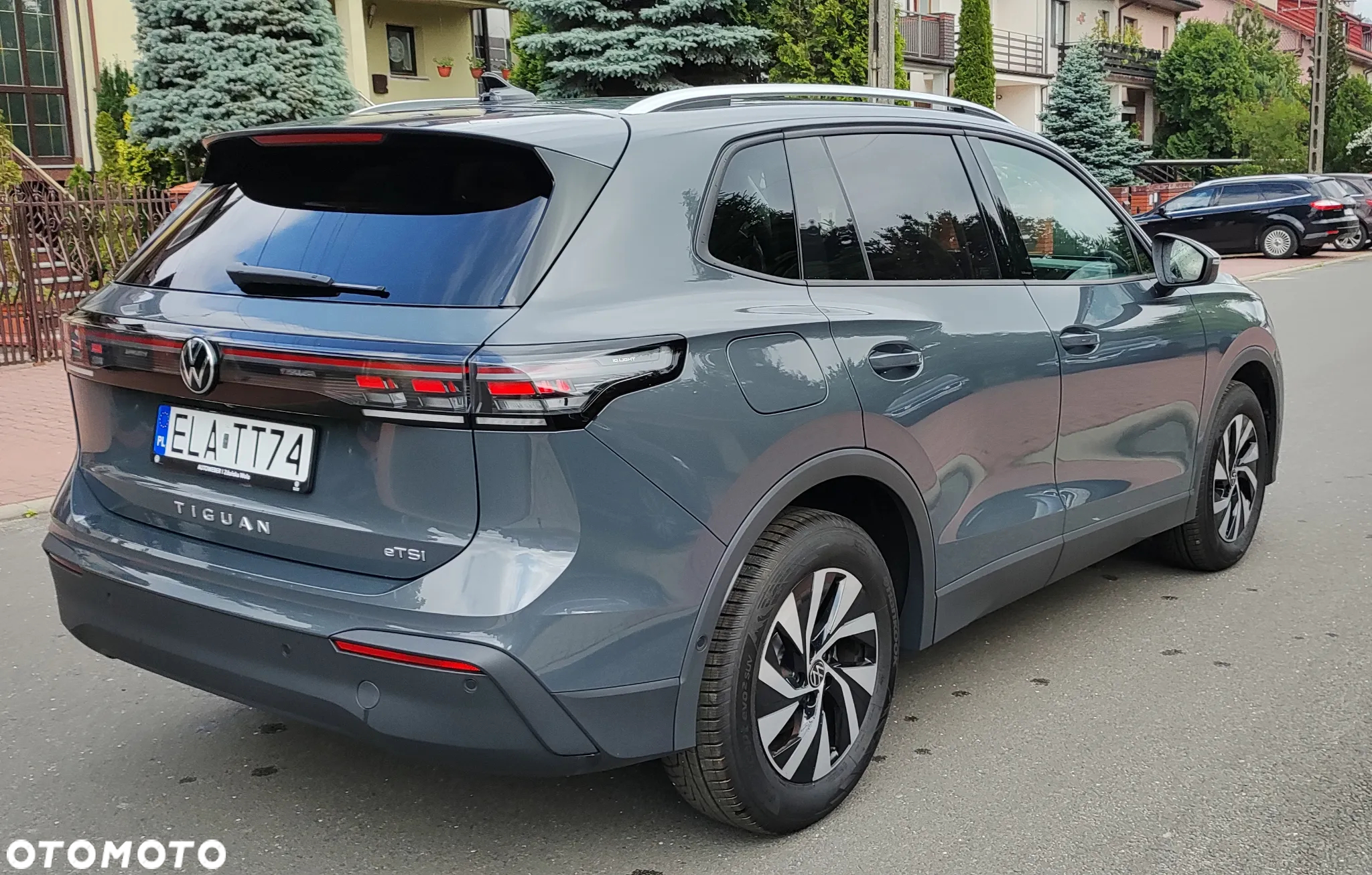 Volkswagen Tiguan - 13