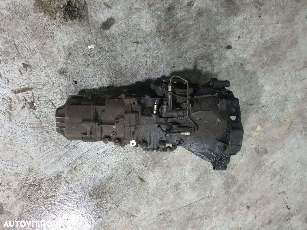 CUTIE VITEZE MANUALA 1.9 ATJ VW PASSAT B5  5TR. - 1