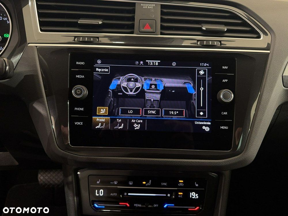 Volkswagen Tiguan - 23