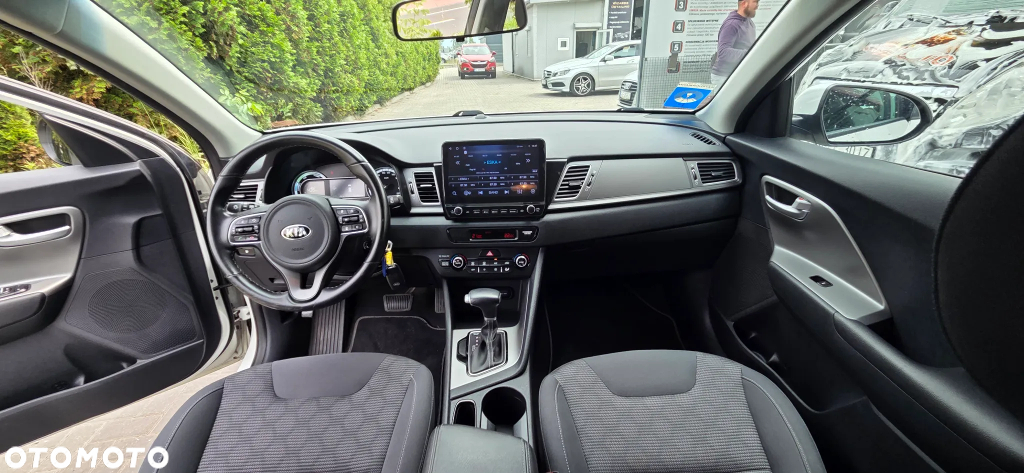 Kia Niro 1.6 GDI Hybrid M - 35
