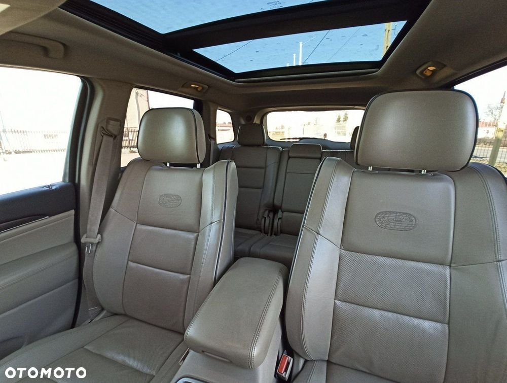 Jeep Grand Cherokee - 29