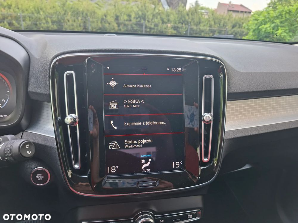 Volvo XC 40 - 29