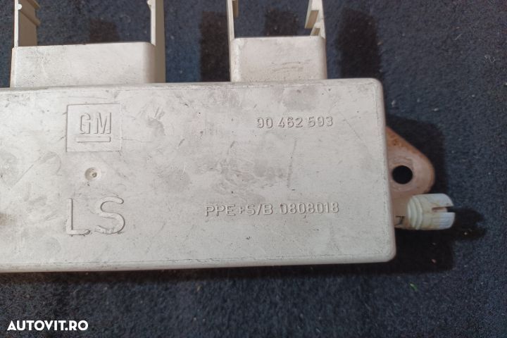 Amplificator antena radio 921720-001 921720001 90462593 921720-001 92 - 6
