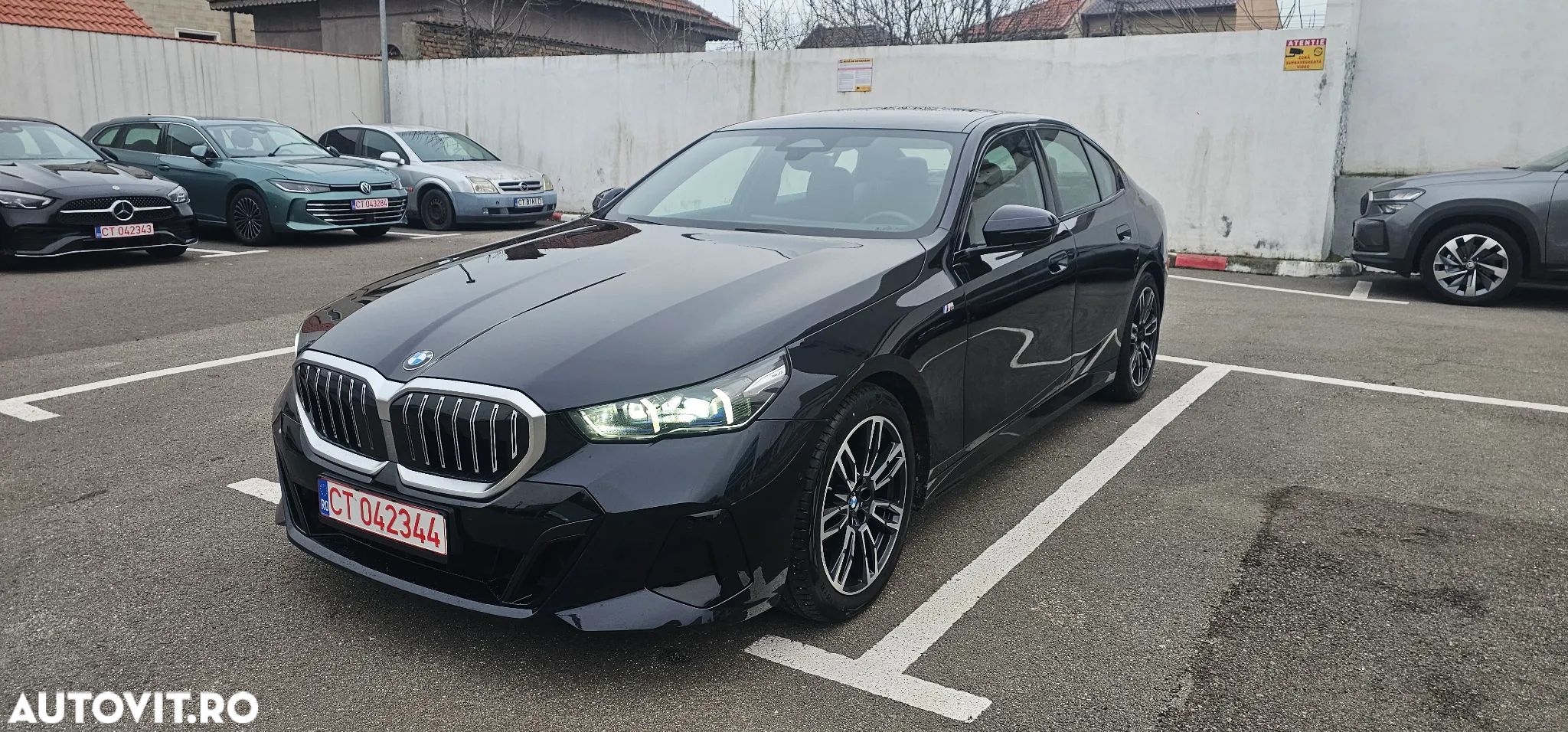 BMW Seria 5 520d AT MHEV - 1