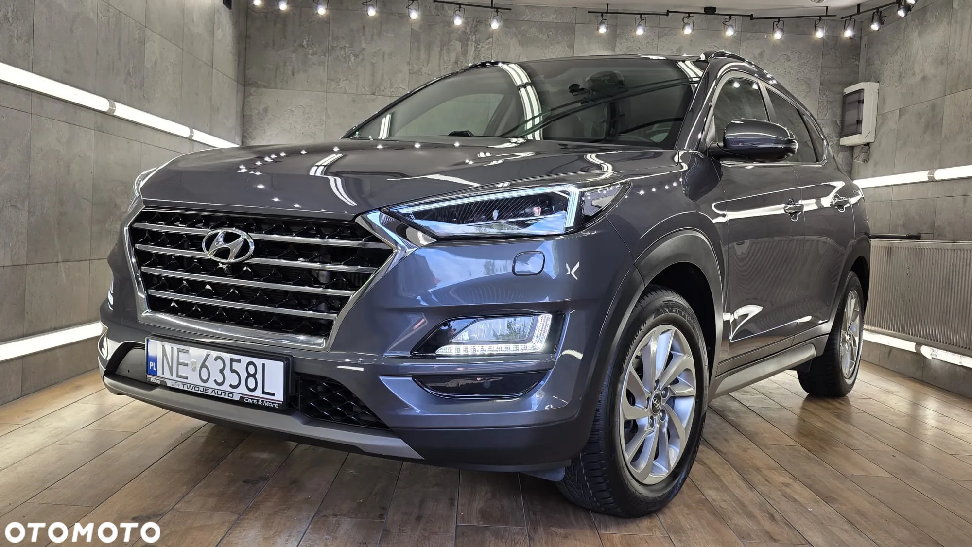 Hyundai Tucson - 2