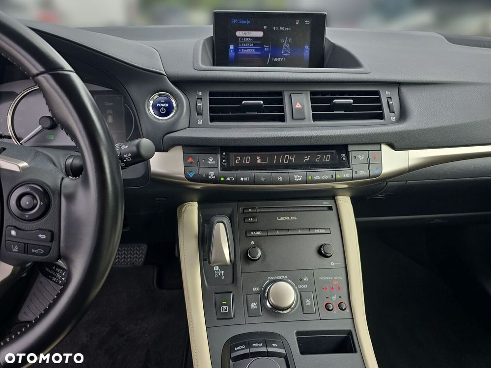 Lexus CT 200h Elegance EU6 - 15