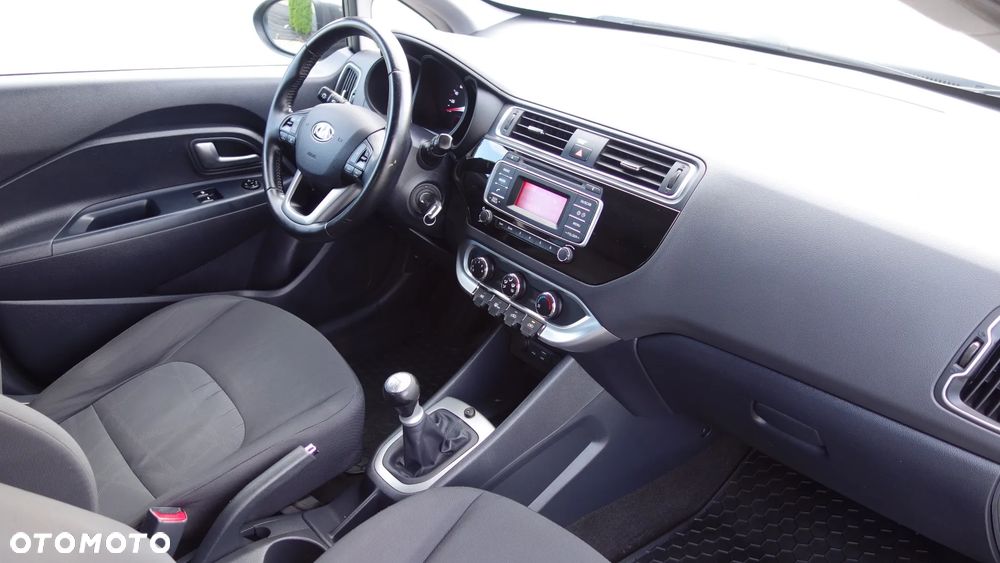 Kia Rio 1.2 Business Line - 23