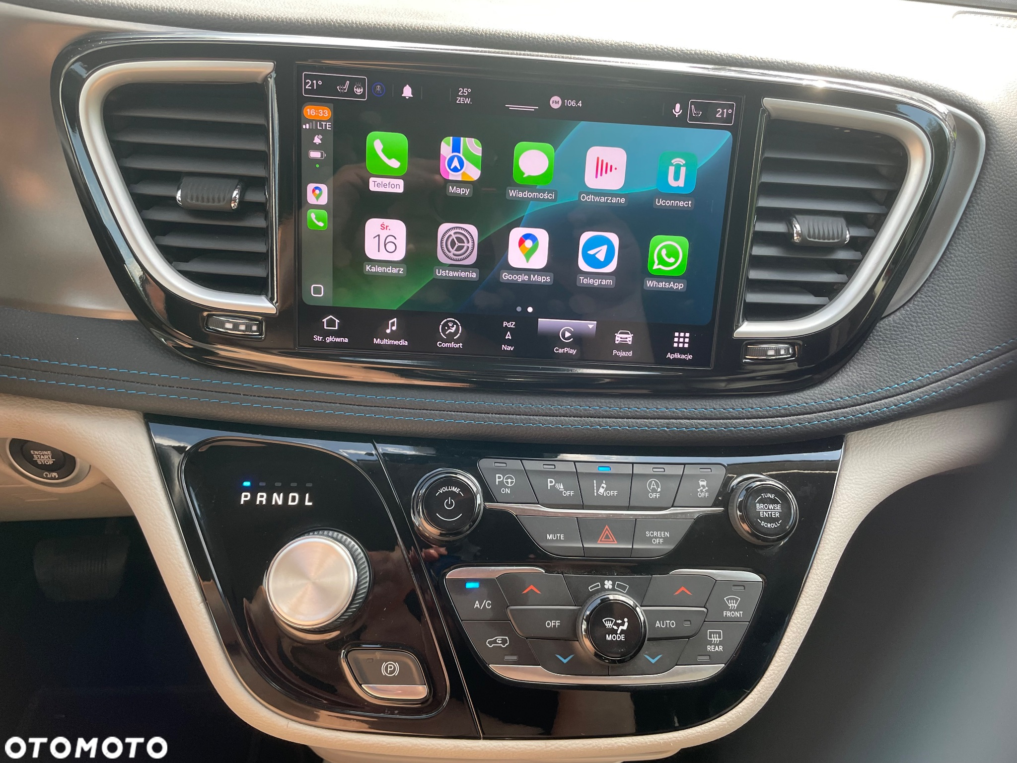 Chrysler Pacifica - 25