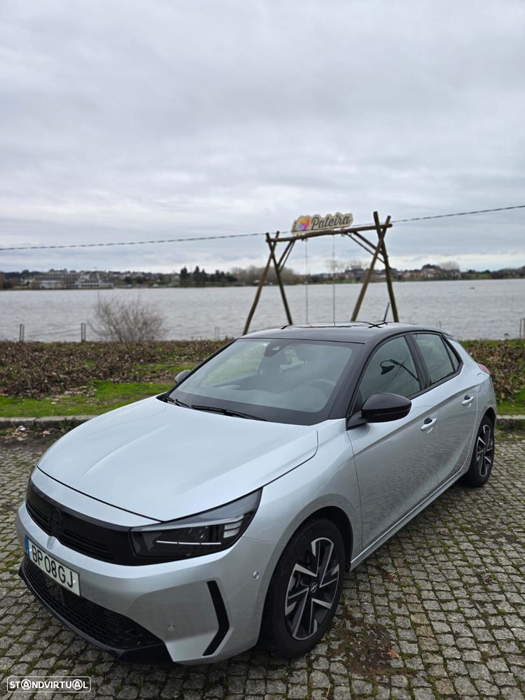 Opel Corsa 1.2 T GS - 4