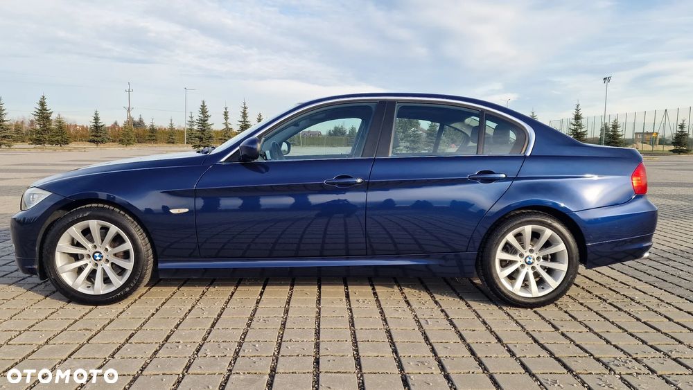 BMW Seria 3 320d - 13
