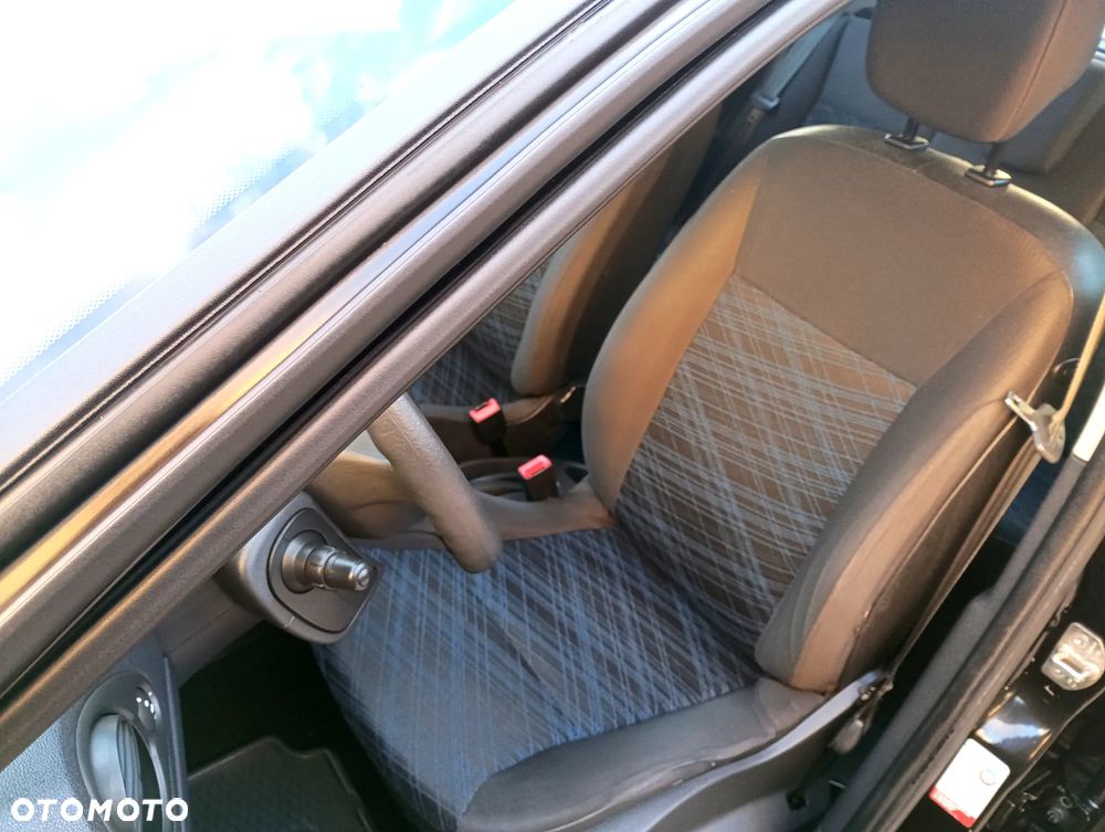 Renault Clio - 7