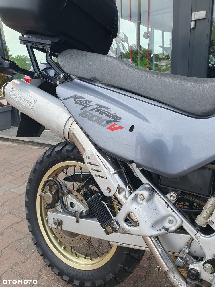 Honda Transalp - 9