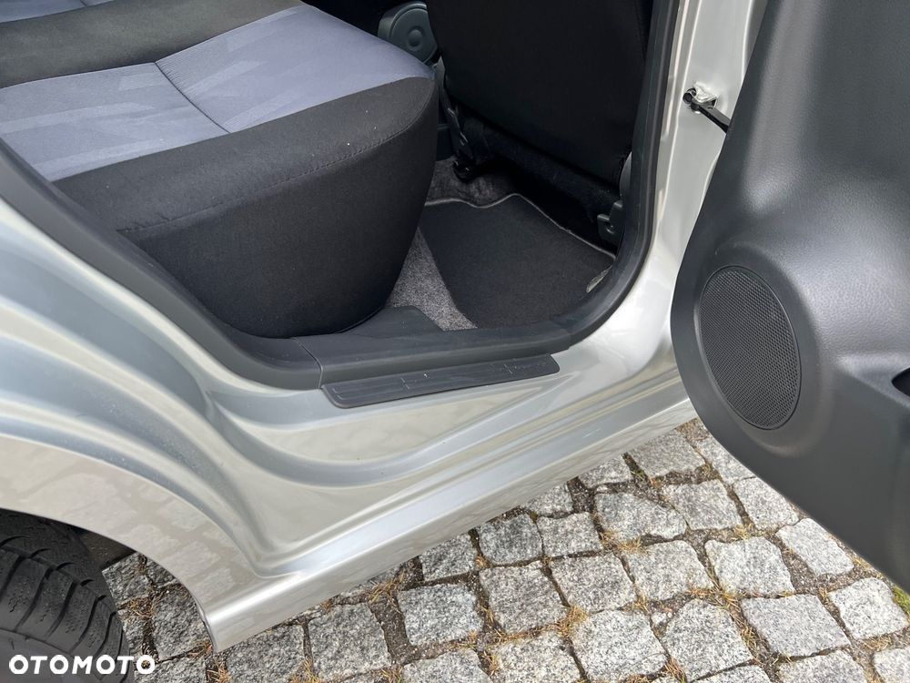 Suzuki Alto - 17