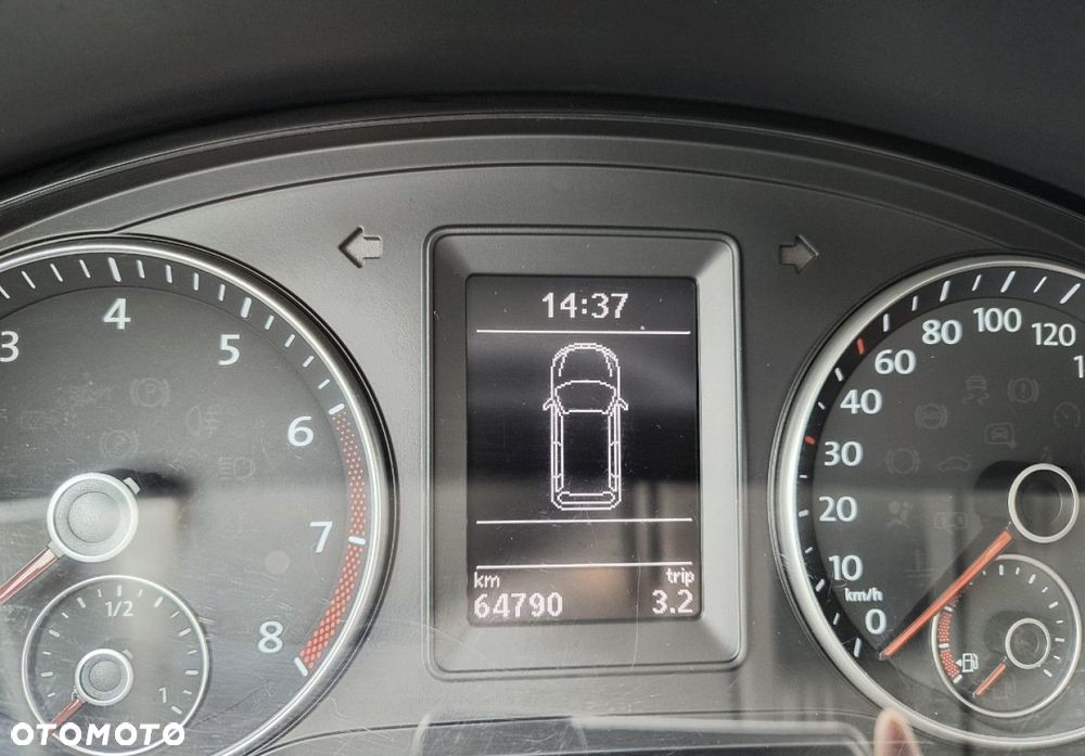 Volkswagen Caddy - 10