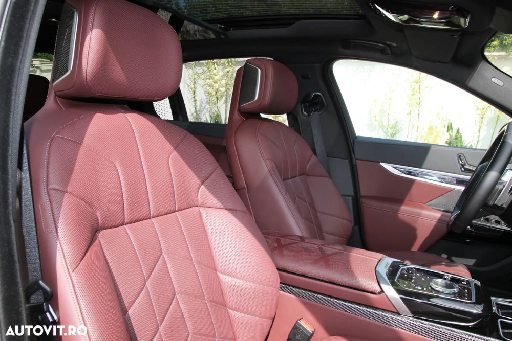 BMW Seria 7 - 8