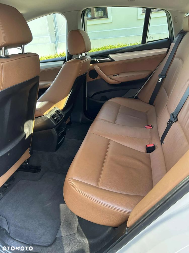 BMW X4 xDrive20d - 12