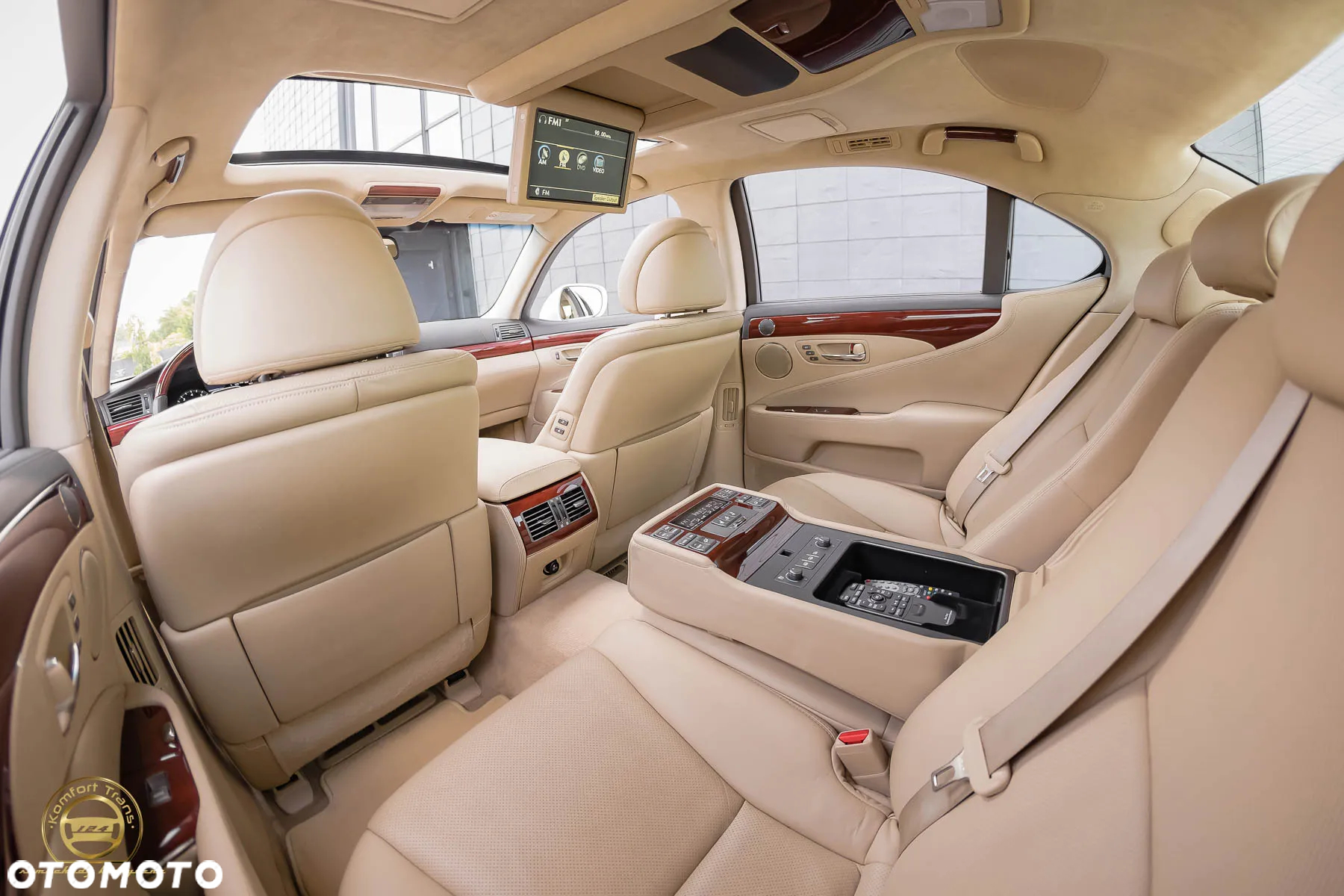 Lexus LS 600h Luxury Line - 27
