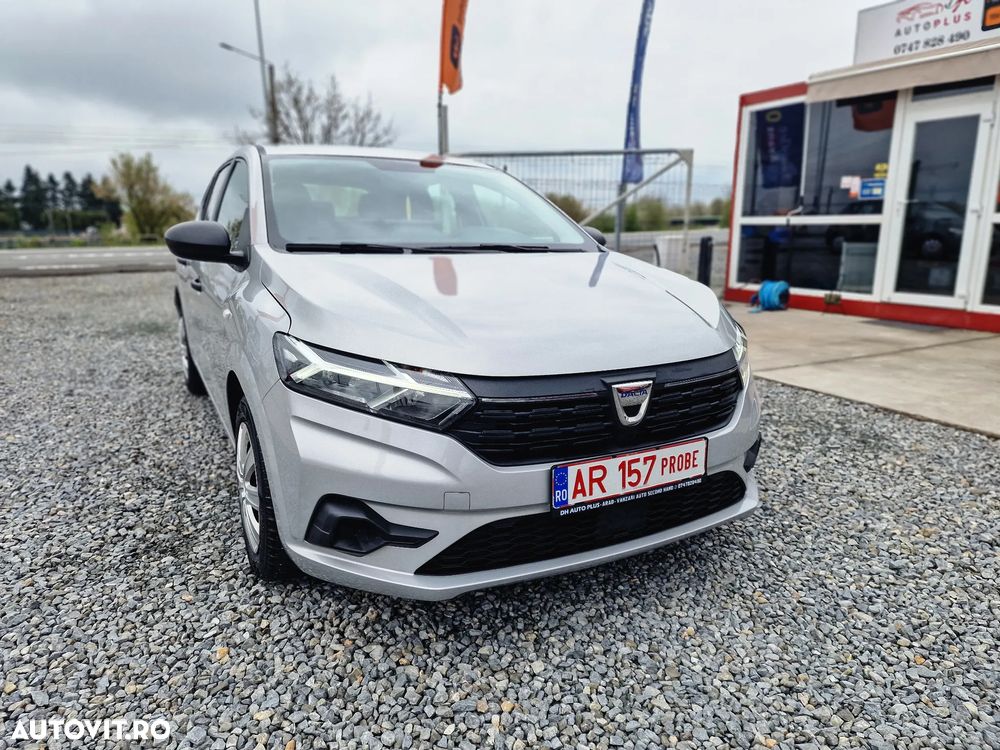 Dacia Sandero - 1