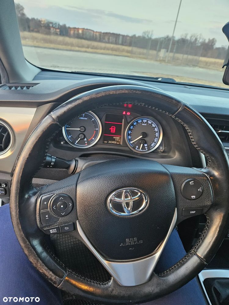 Toyota Auris 1.4 D-4D Comfort - 11