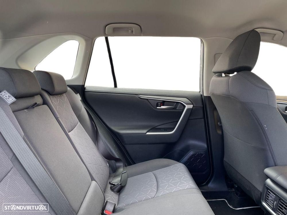 Toyota RAV4 - 7