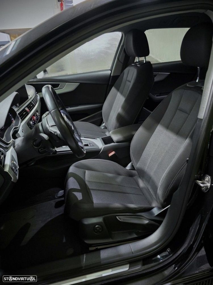 Audi A4 Avant 2.0 TDI Advance S tronic - 12