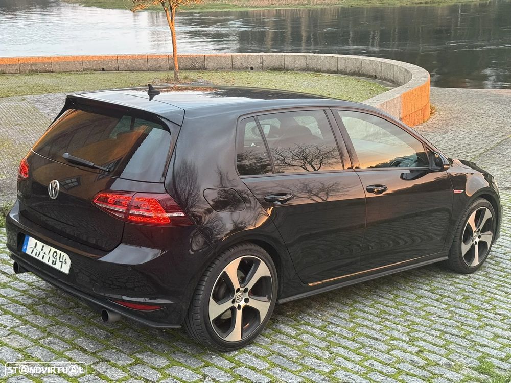 VW Golf 2.0 TSi GTi DSG - 5