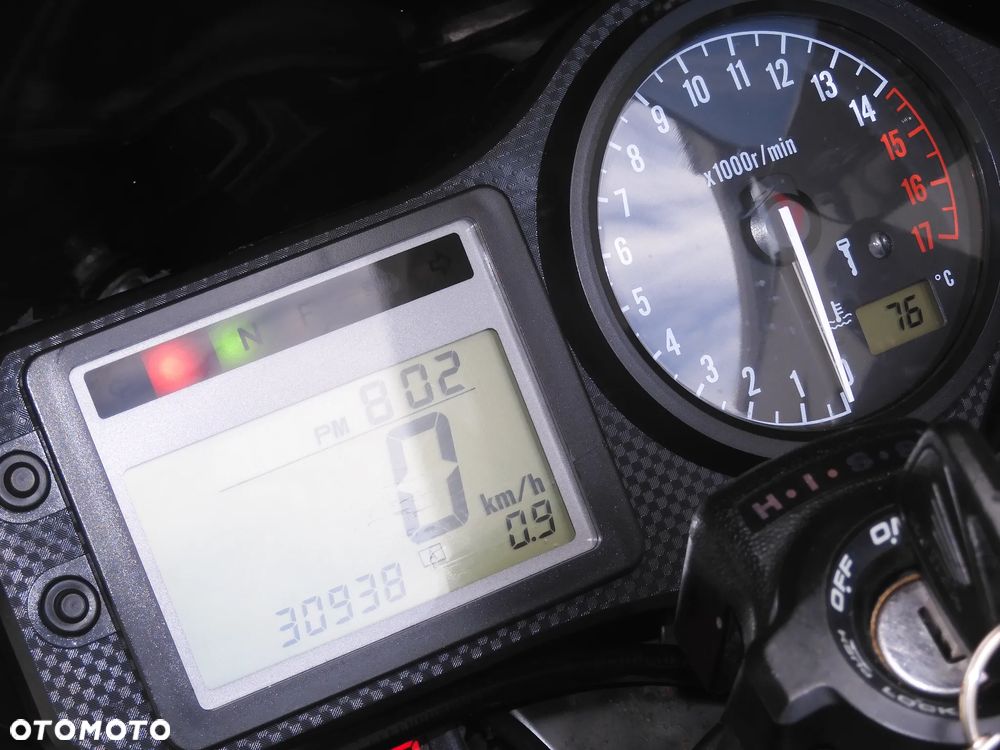 Honda CBR - 28