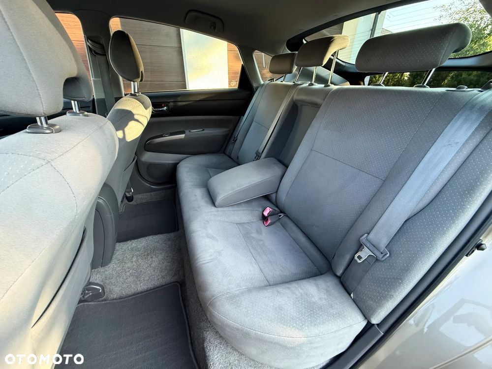 Toyota Prius 1.5 VVT-i Sol - 19