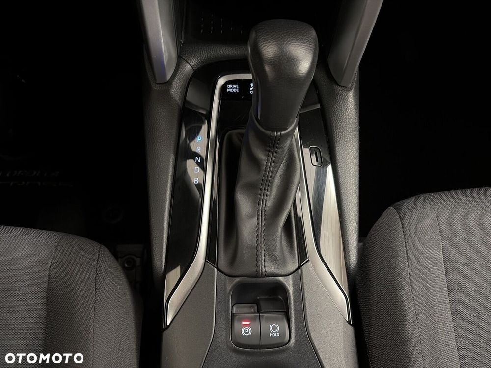 Toyota Corolla Cross 2.0 Hybrid Comfort AWD - 19