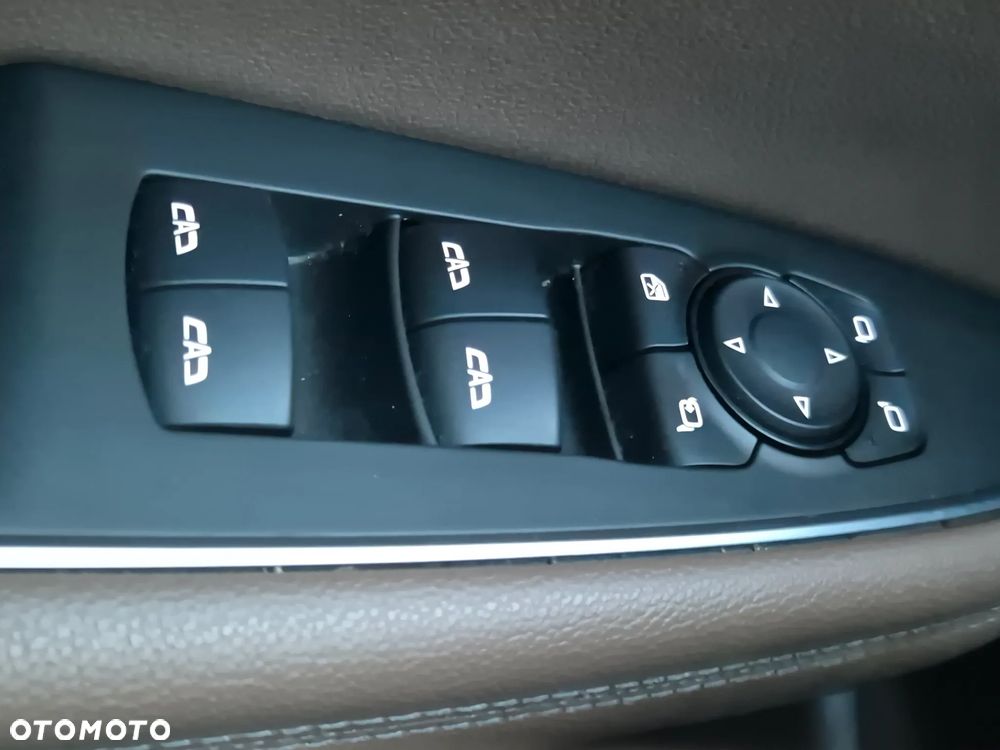 Opel Insignia - 19