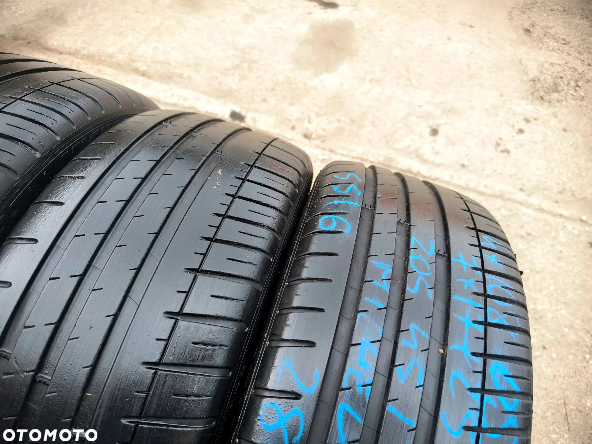 4x108 Felgi Aluminiowe Alufelgi 17 Koła Letnie Lato CITROEN C3 AIRCROSS C3 PICASSO C3 PLURIEL DS3 PEUGEOT 208 207 301 6mm Legnica ALU-RAD 205/45 - 22