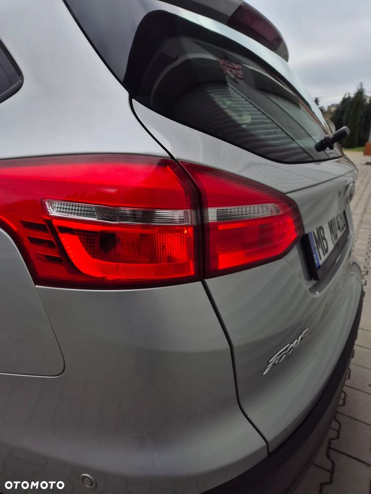 Ford Focus 1.5 TDCi DPF Start-Stopp-System Business - 15