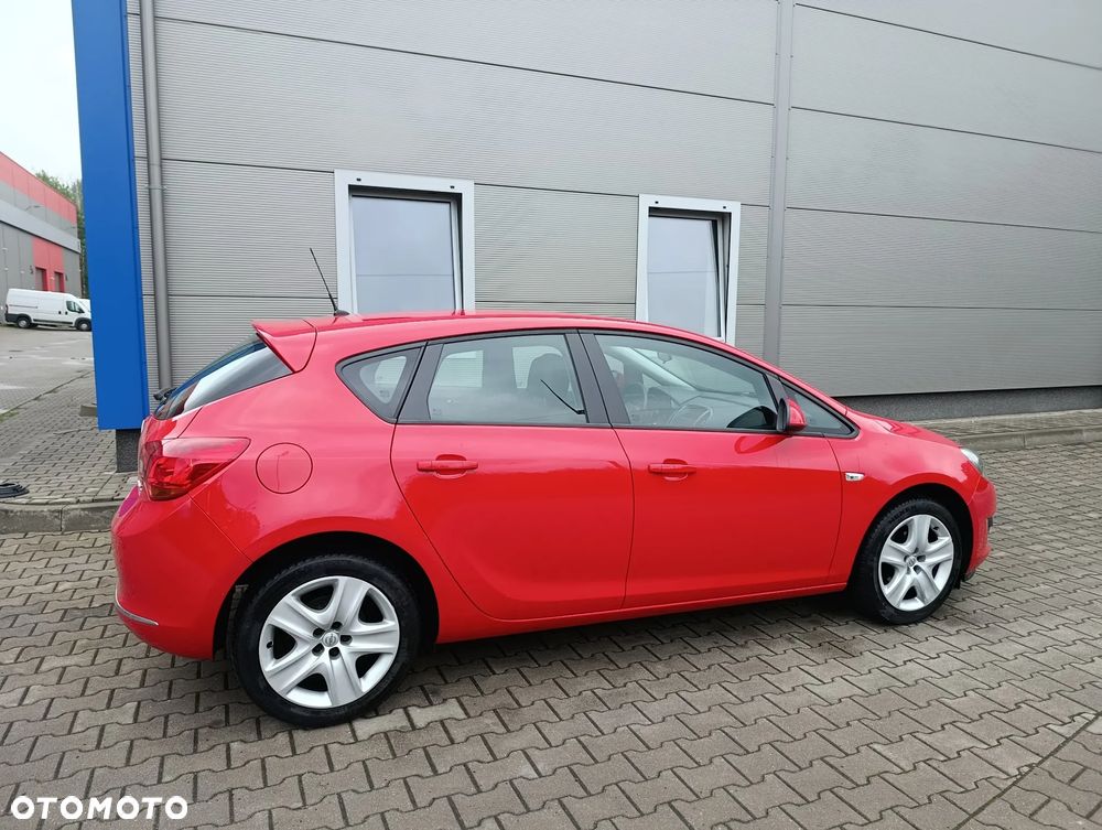 Opel Astra 1.4 Enjoy - 21
