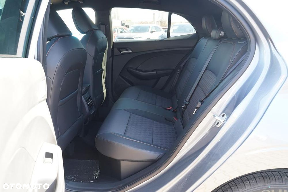 MG MG3 1.5 HEV+ Exclusive - 9