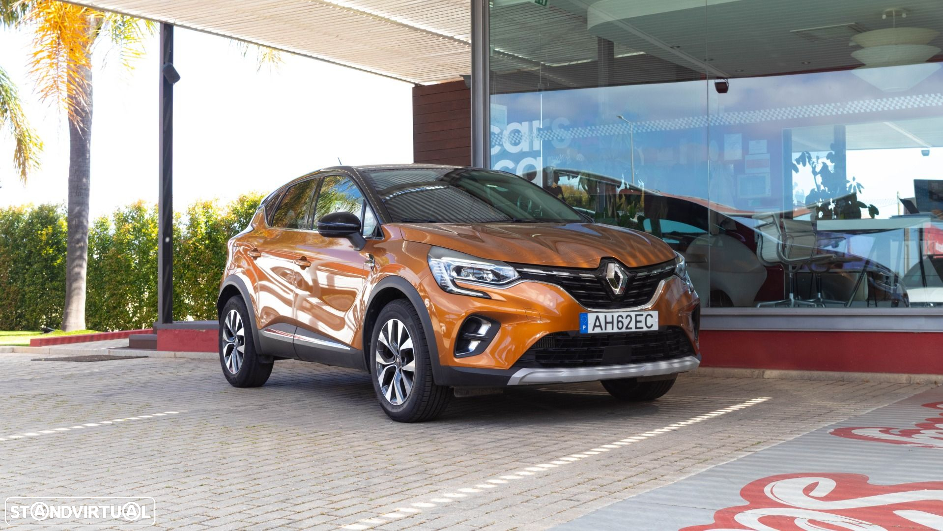 Renault Captur 1.0 TCe Exclusive - 2