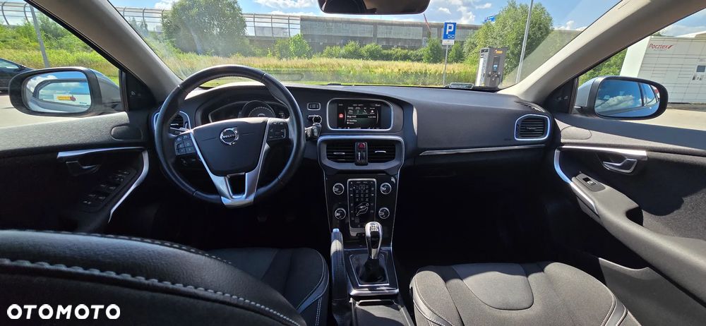 Volvo V40 T3 Drive-E Momentum - 14