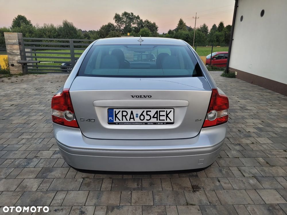 Volvo S40 2.4 RDesign - 6