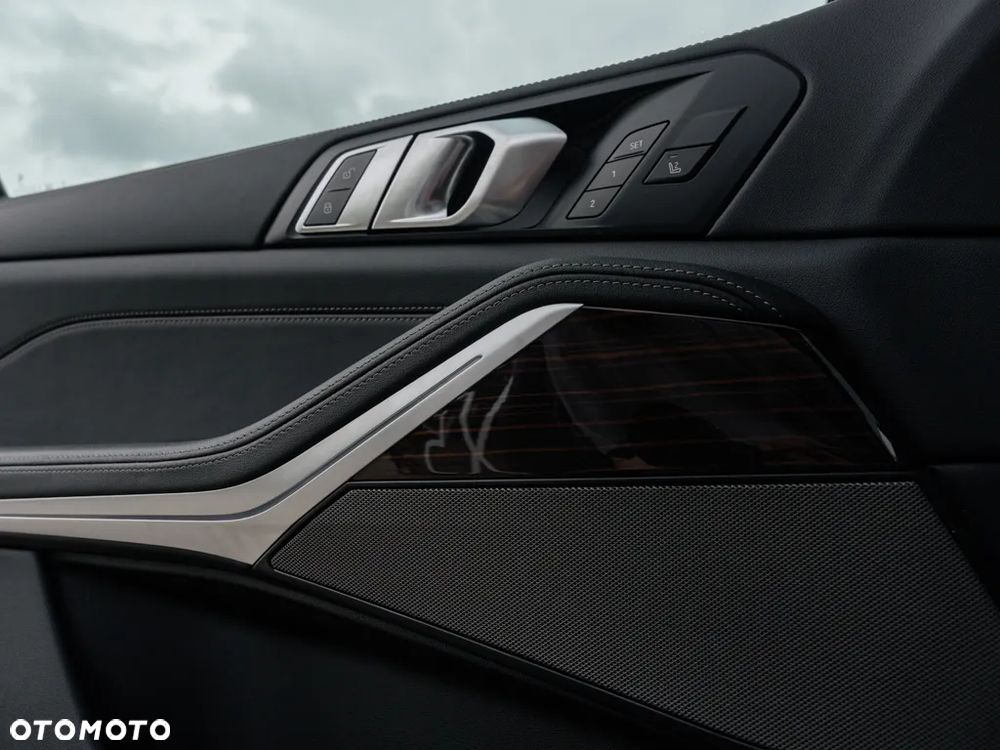 BMW X5 xDrive30d - 14