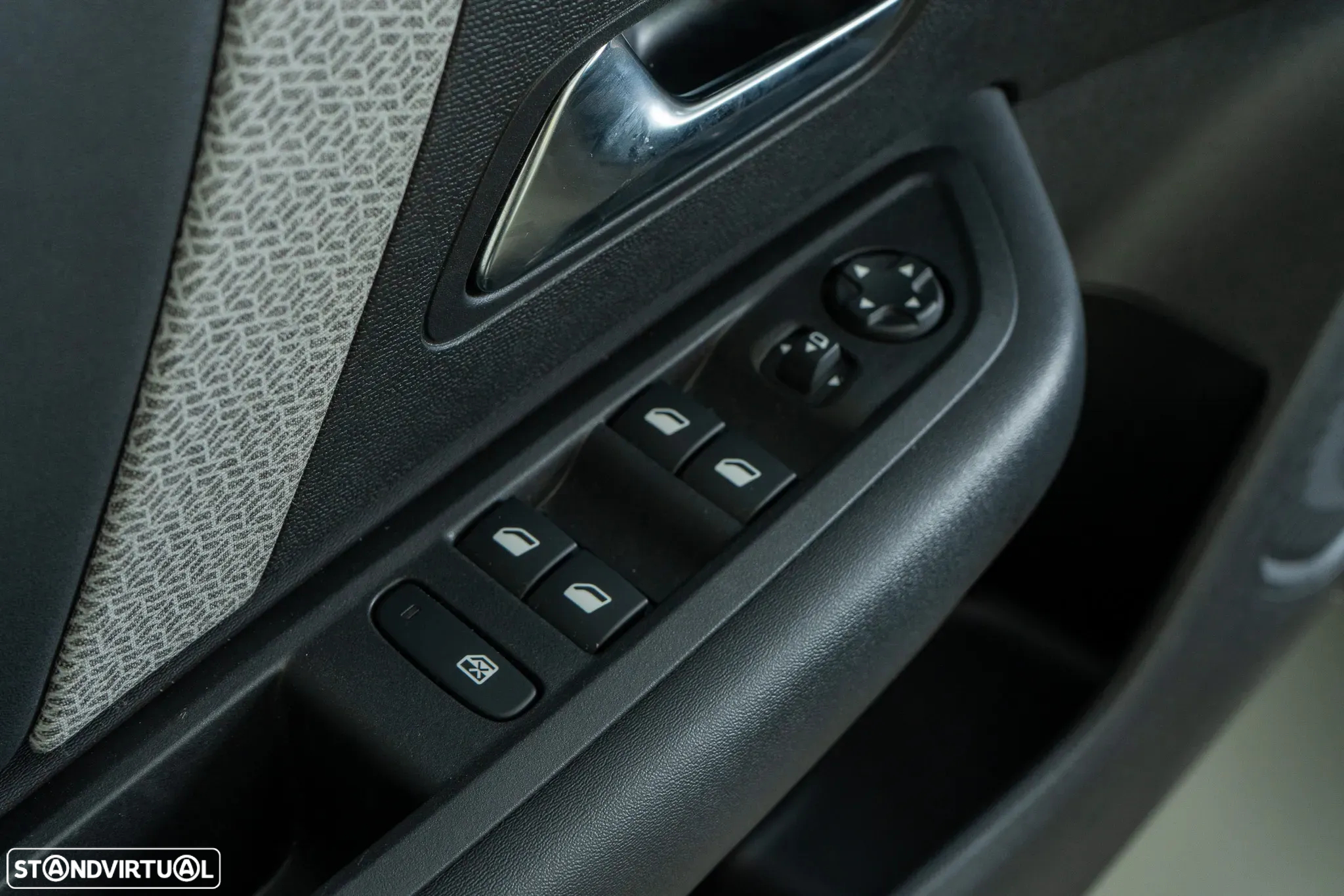 Citroën C4 PureTech 130 Stop&Start EAT8 FEEL PACK - 20