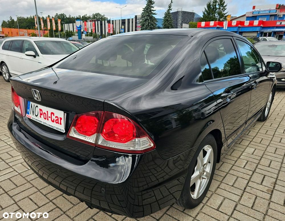 Honda Civic 1.8 Executive - 9