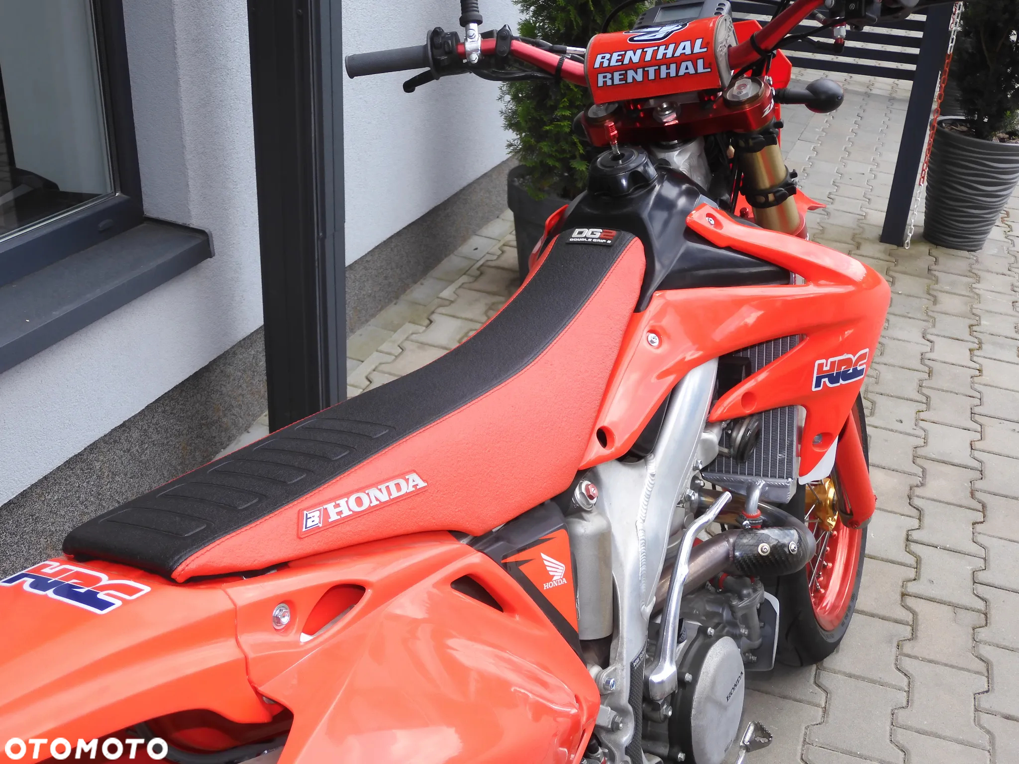 Honda CRF - 12