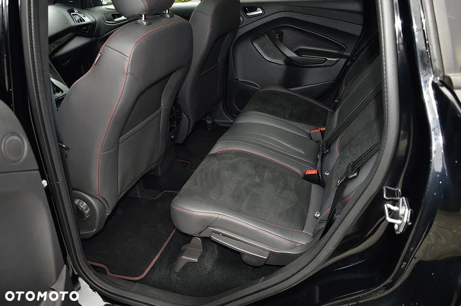 Ford Kuga 1.5 EcoBoost 4x4 ST-Line - 24