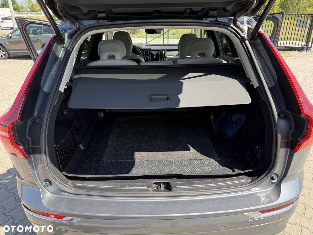 Volvo XC 60 T5 AWD Inscription - 16