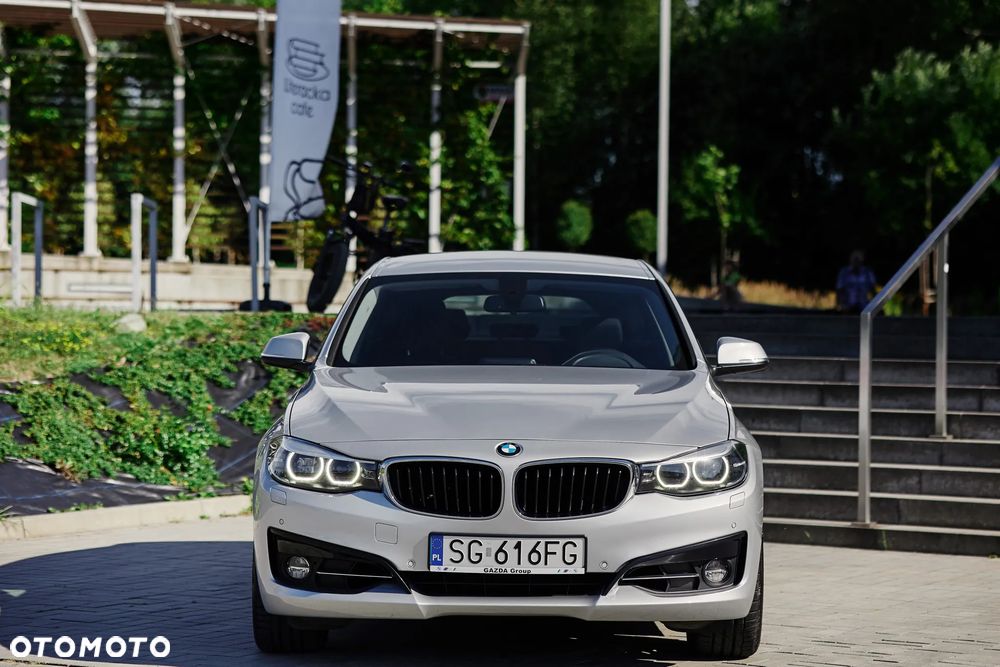 BMW 3GT 320i GPF Sport Line - 4