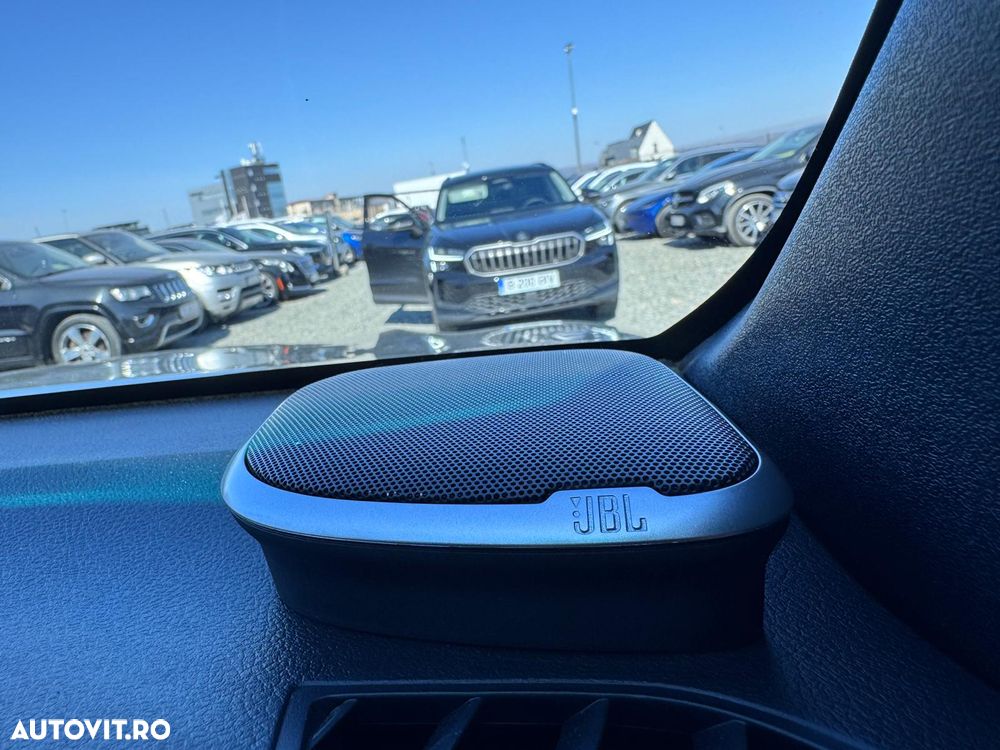 Toyota Hilux 2.8D 204CP 4x4 Double Cab AT Invincible - 17