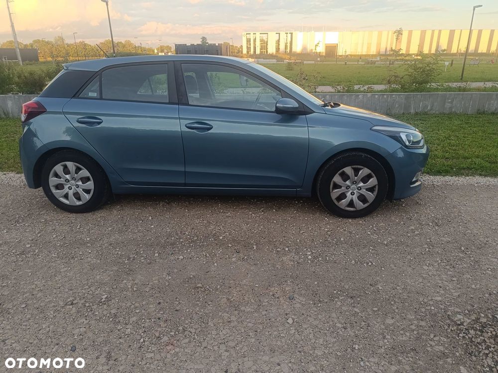 Hyundai i20 1.4 Comfort - 3