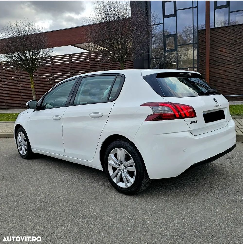Peugeot 308 - 6