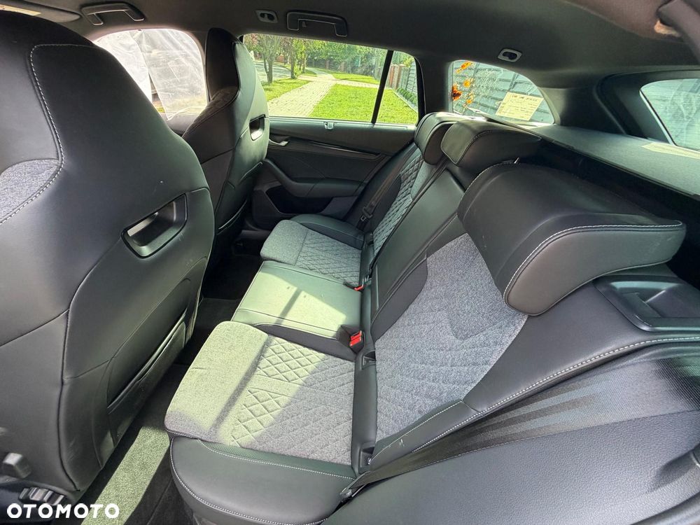 Skoda Octavia 1.5 TSI e-Tec Sportline DSG - 12