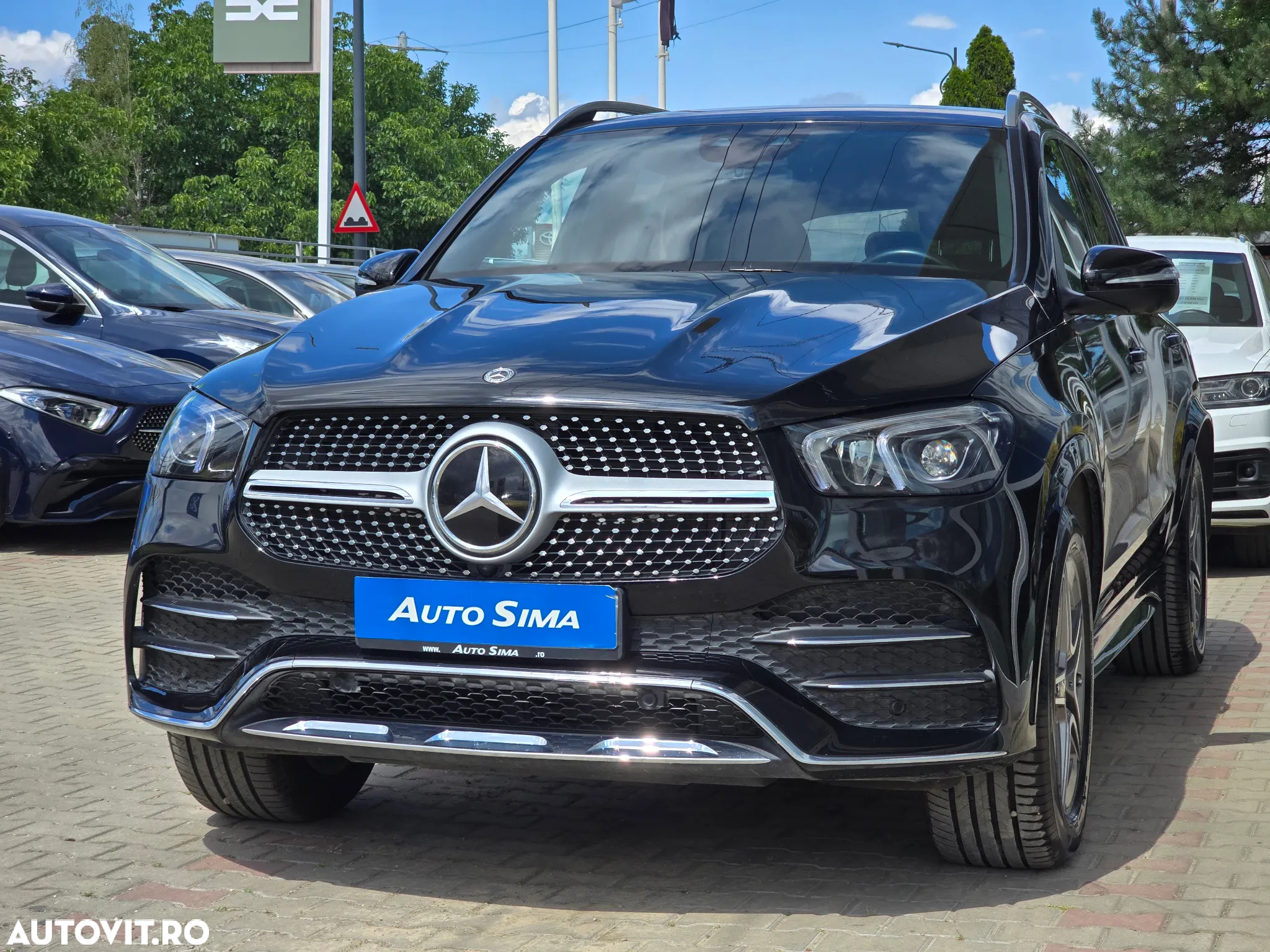 Mercedes-Benz GLE 300 d 4Matic 9G-TRONIC AMG Line - 4